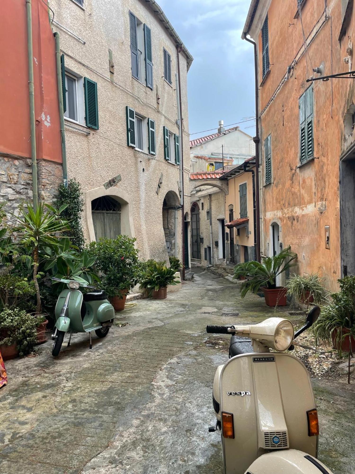 Uliveto Saglietto Agriturismo A Poggi Apartments Imperia Exterior foto